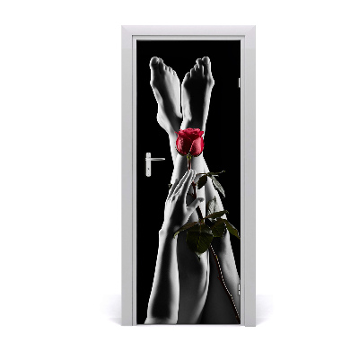 Décoration porte intérieur Pieds et mains de femme