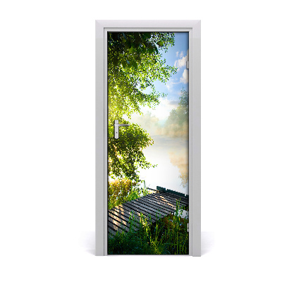 Décoration porte Pont en bois au-dessus du lac