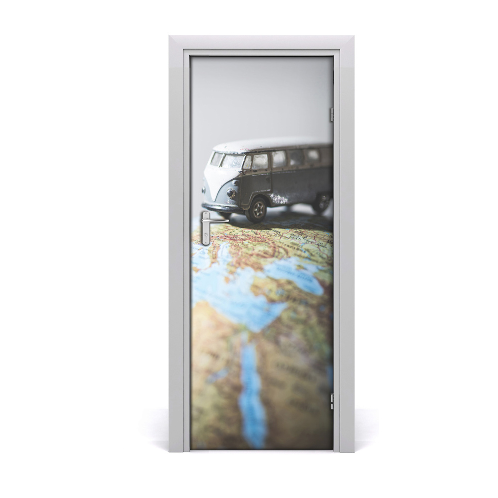 Sticker porte Volkswagen sur un globe