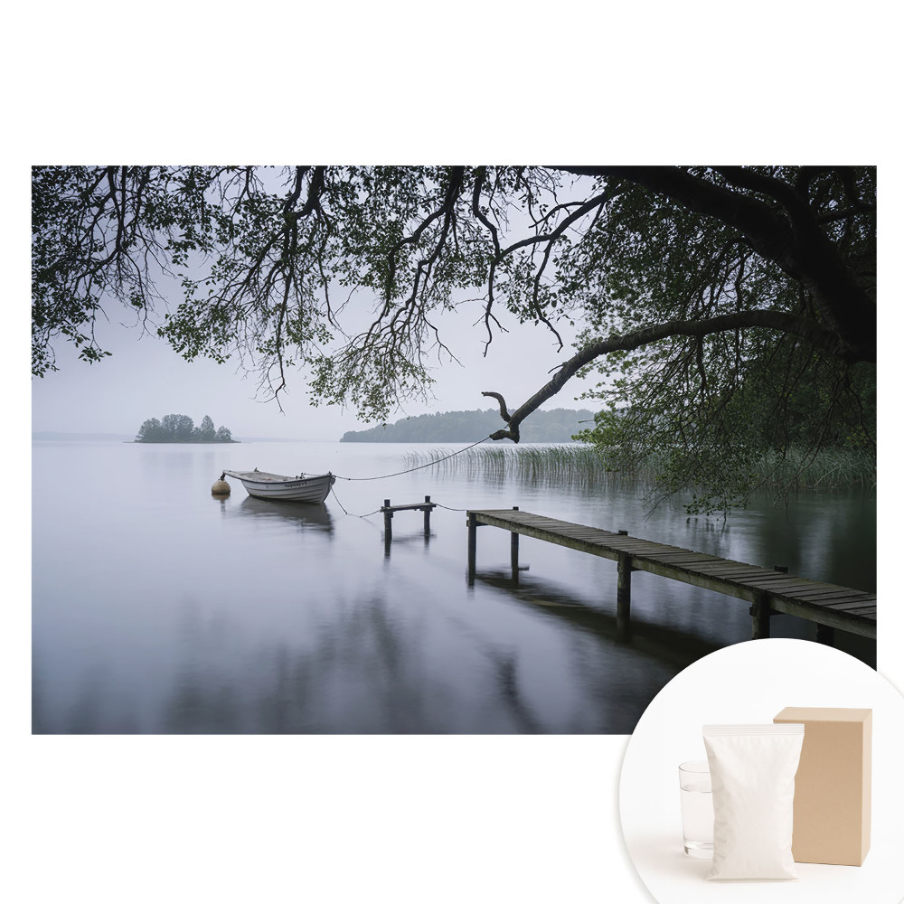 se détendre au bord du lac dans la tranquillité de la nature