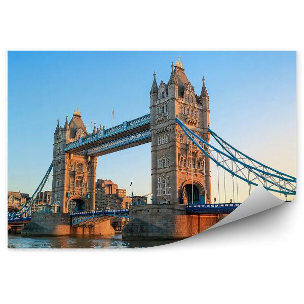 Papier peint Ciel bleu sur l'eau du pont anglais