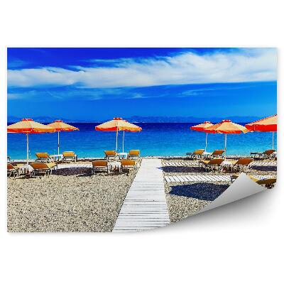 Papier peint Passerelle Blanche Chaises Longues Palmiers Plage Océan Nuages Ciel