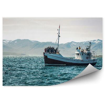 Papier peint Islande bateau de pêche colline neige eau