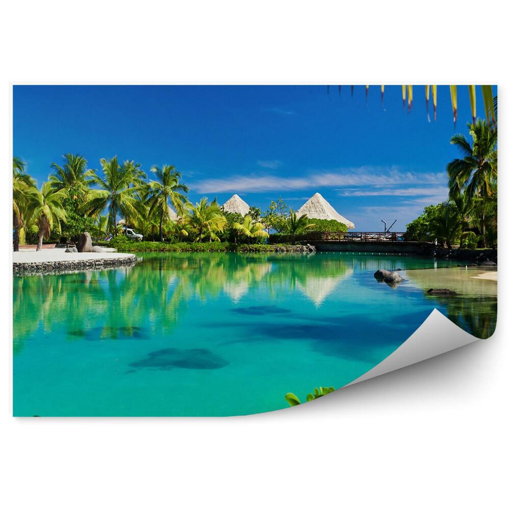 Papier peint Centre de vacances au milieu de la végétation tropicale