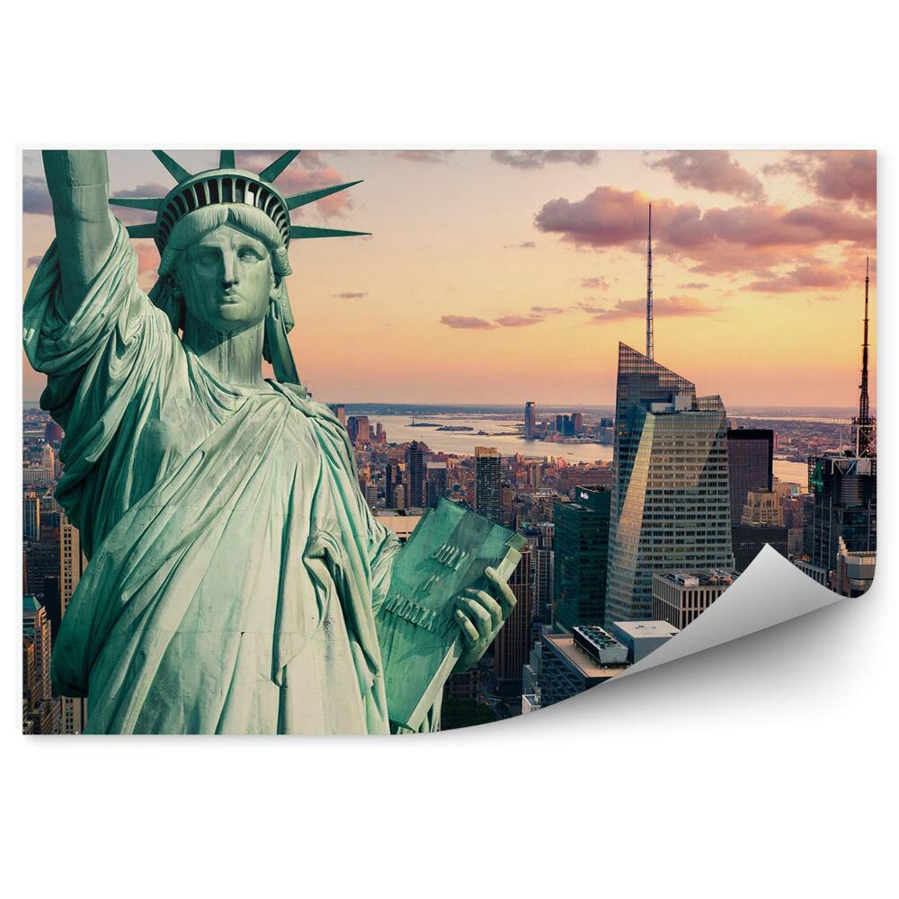 Papier peint Statue de la Liberté vue de la ville de New York