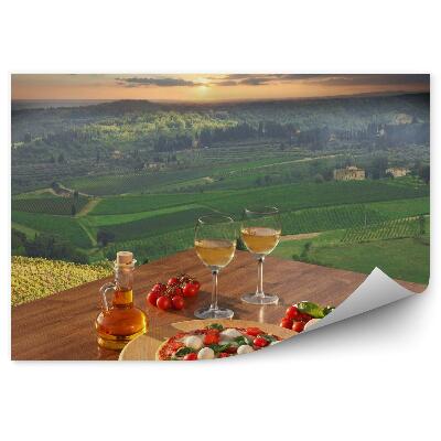 Tapisserie murale Pizza italienne et verre à vin blanc dans le Chianti en Italie