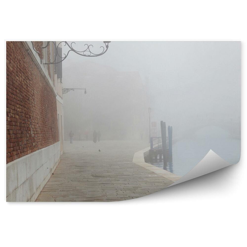Papier peint Bâtiments Lampes Canal Pavé Venise Brume Matinale