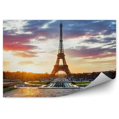 Papier peint Ville de paris tour eiffel ciel nuageux coloré