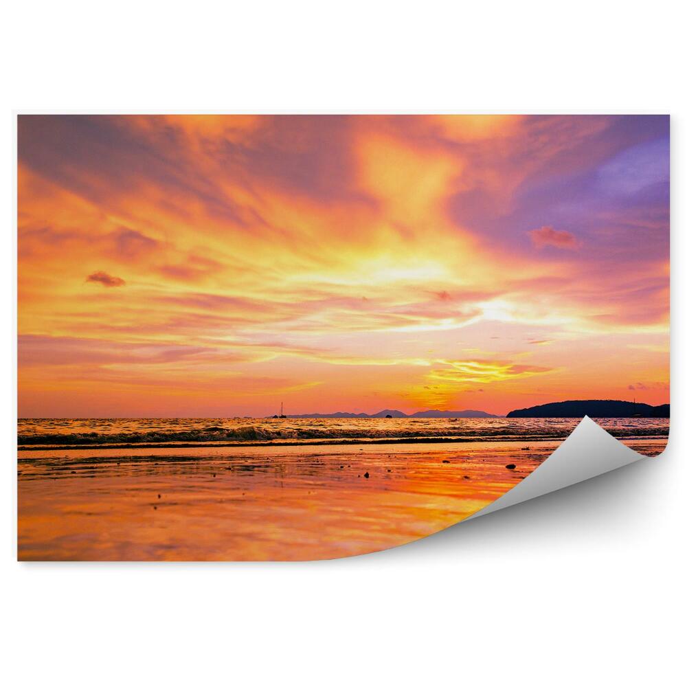 Papier peint Coucher de soleil tropical sur la plage