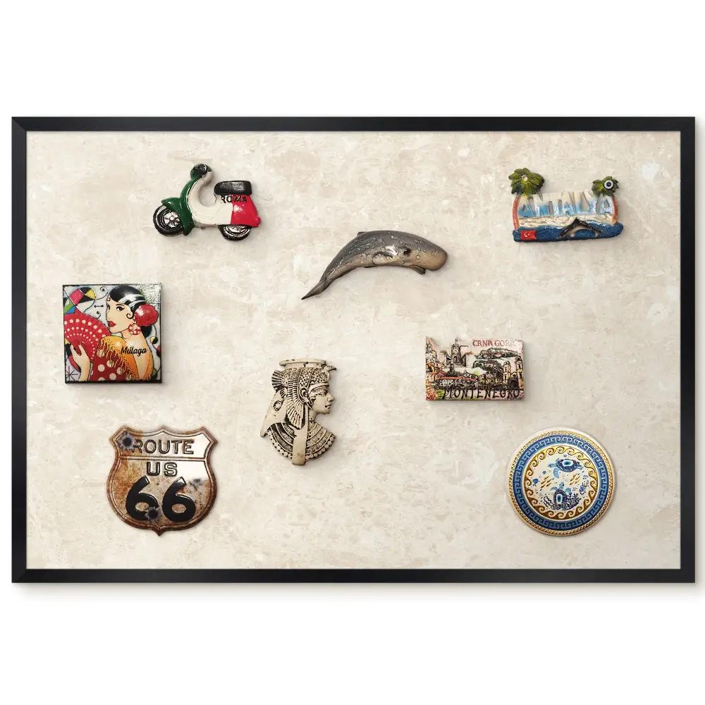 Tableau magnétique décoratif avec cadre et texture crémeuse aux motifs subtils