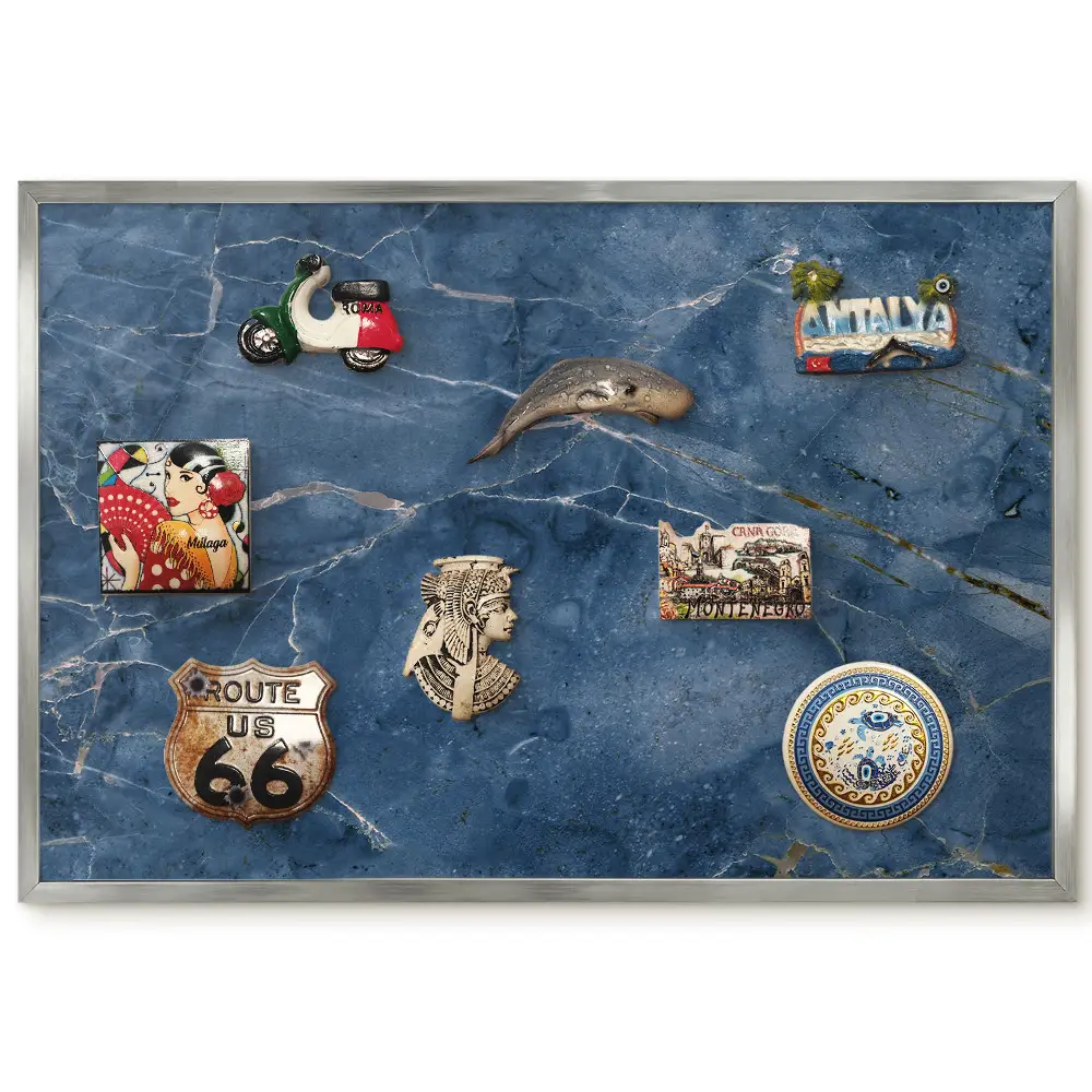 Tableau magnétique encadré motif marbré avec veines de grenat
