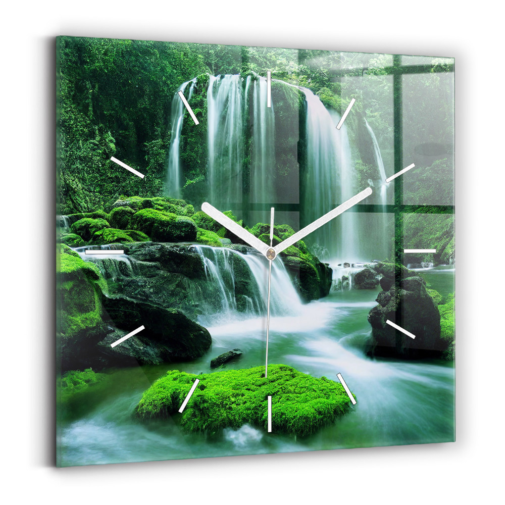 Horloge carrée en verre Cascade parmi la mousse