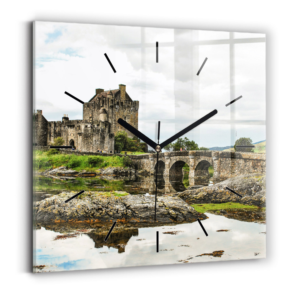 Horloge carrée en verre Château d'Eilean Donan en Écosse