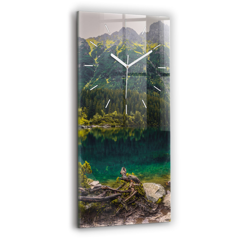 Horloge rectangulaire verticale Morskie Oko dans les Tatras