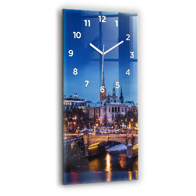 Horloge rectangulaire verticale Panorama de la ville de Pilsen