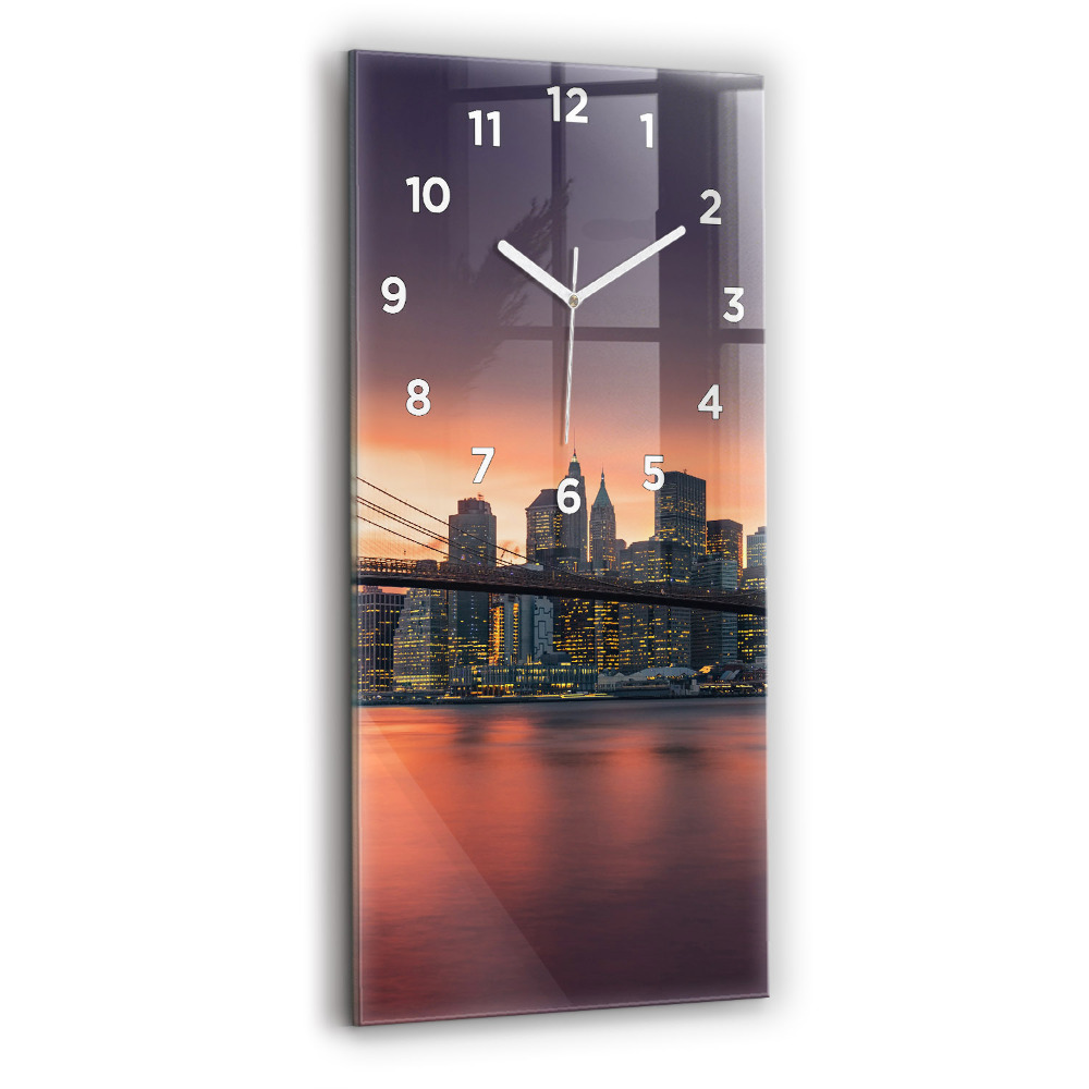 Horloge murale verticale New York East River