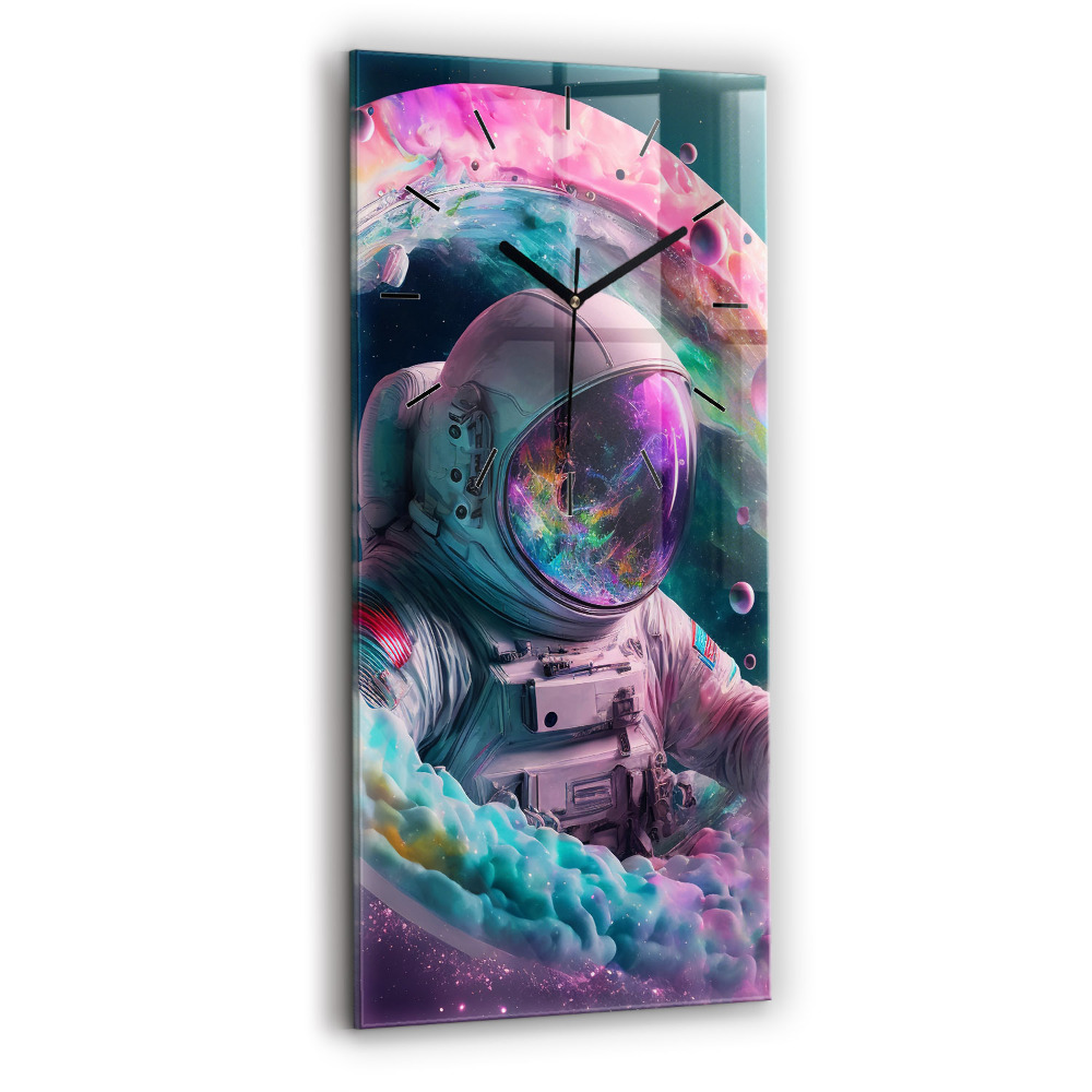 Horloge verticale en verre Cosmonaute et nuages colorés