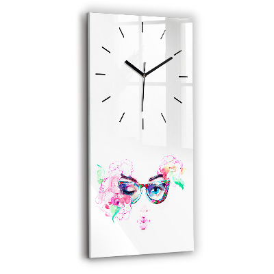 Horloge murale en verre rectangulaire Femme avec des lunettes
