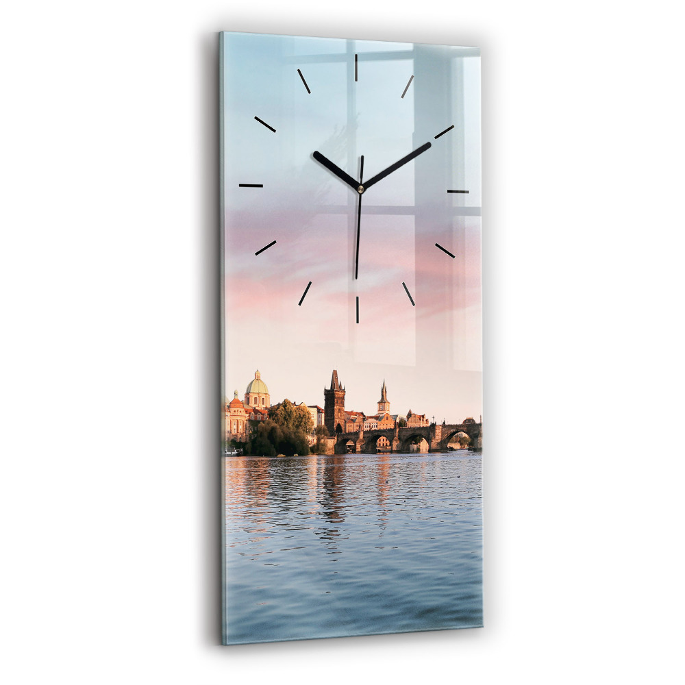 Horloge rectangulaire verticale Pont Charles à Prague
