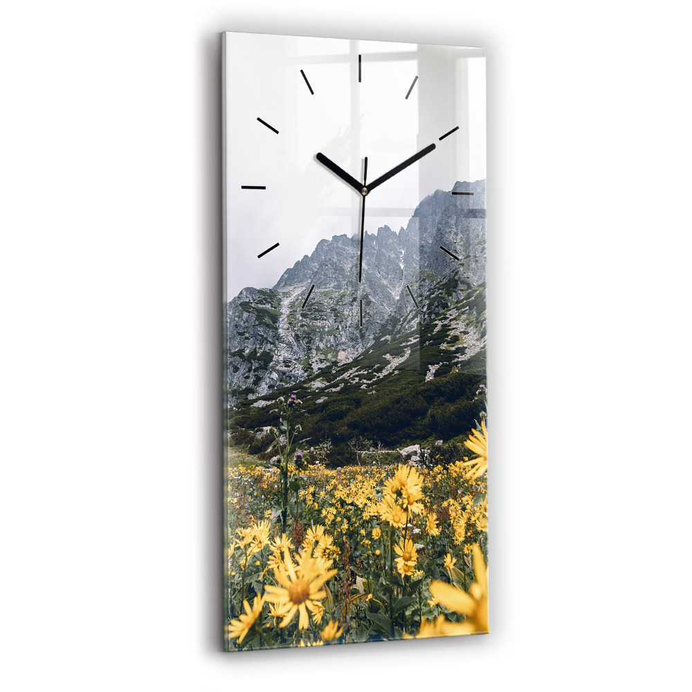Horloge murale en verre rectangulaire Prairie de fleurs dans les montagnes