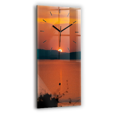 Horloge rectangulaire verticale Lac Balaton le soir
