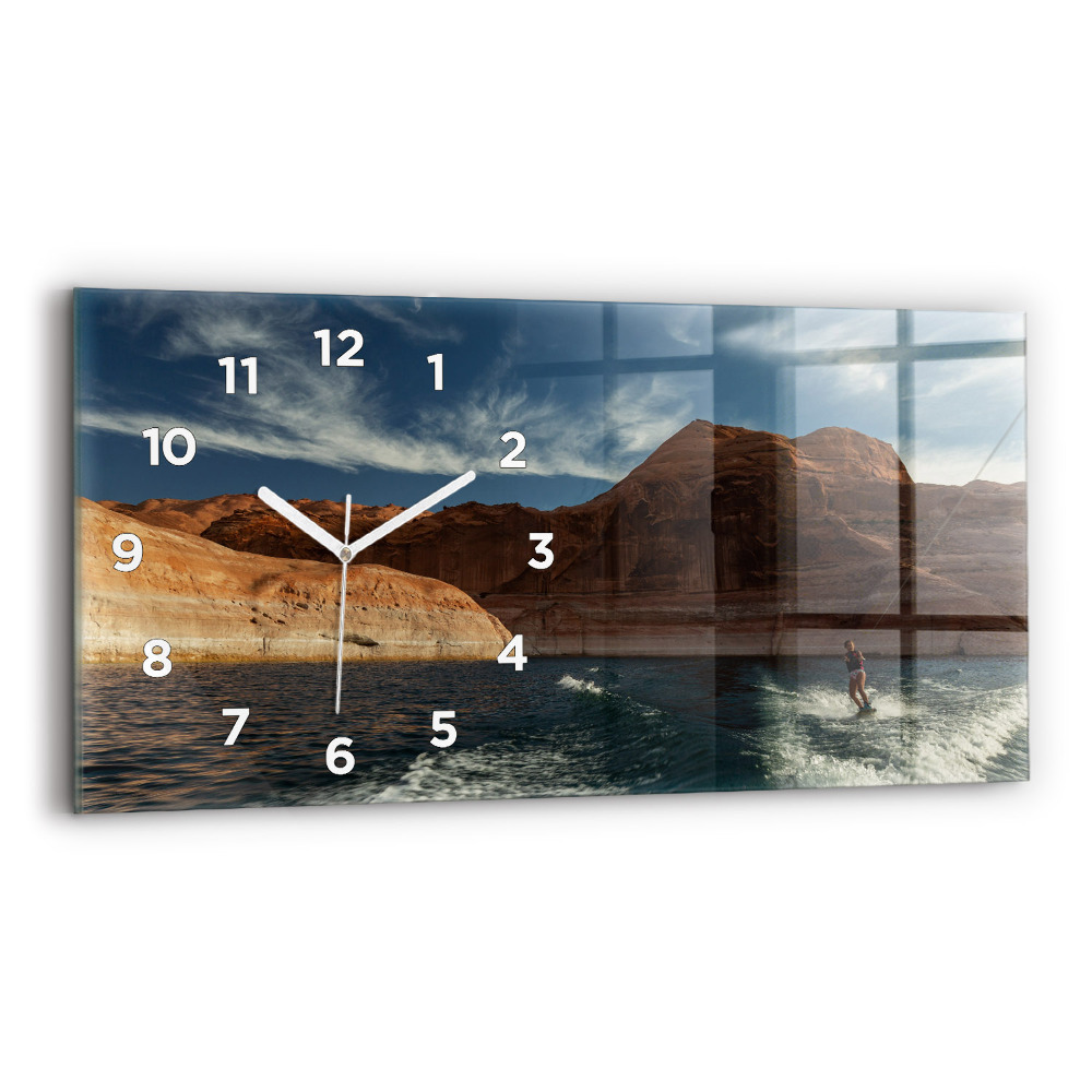 Horloge horizontale en verre Personne sur des skis nautiques