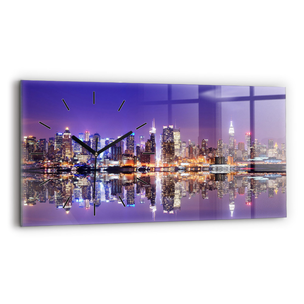 Horloge rectangulaire horizontale New York la nuit