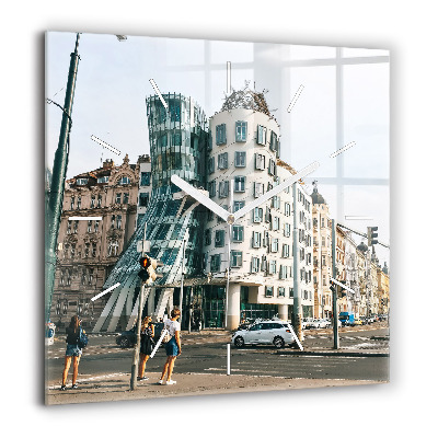 Horloge carrée en verre 60x60 cm Maison dansante à Prague