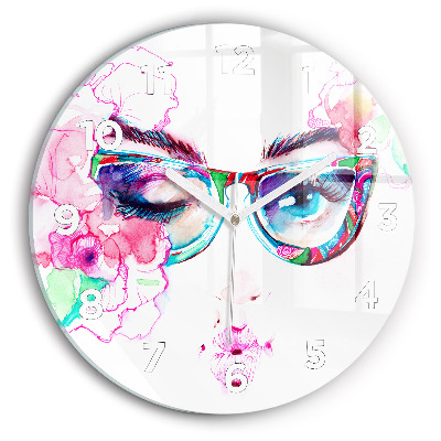 Pendule murale ronde Femme avec des lunettes
