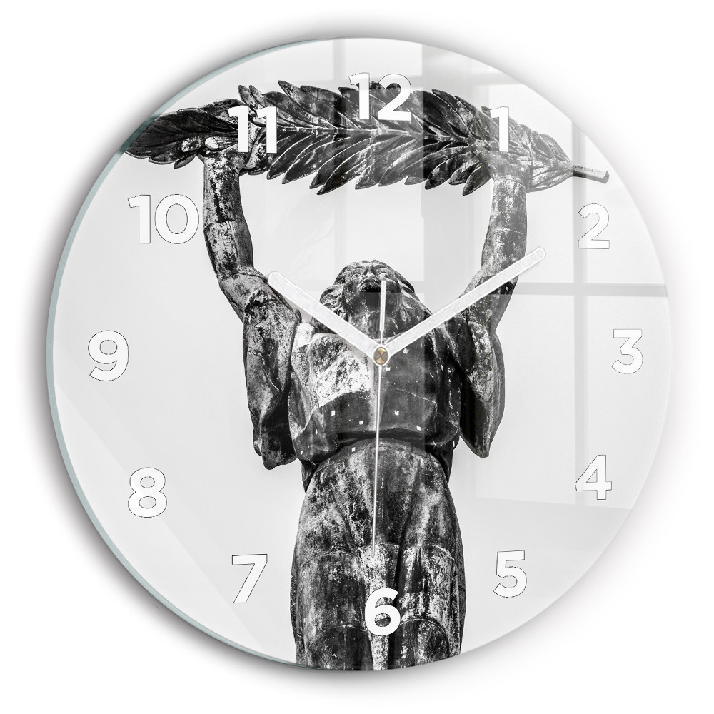 Horloge ronde Statue de la Liberté à Budapest