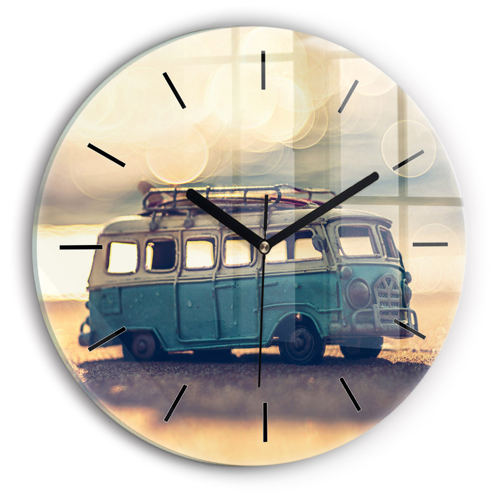 Campeur sur la plage Horloge ronde en verre