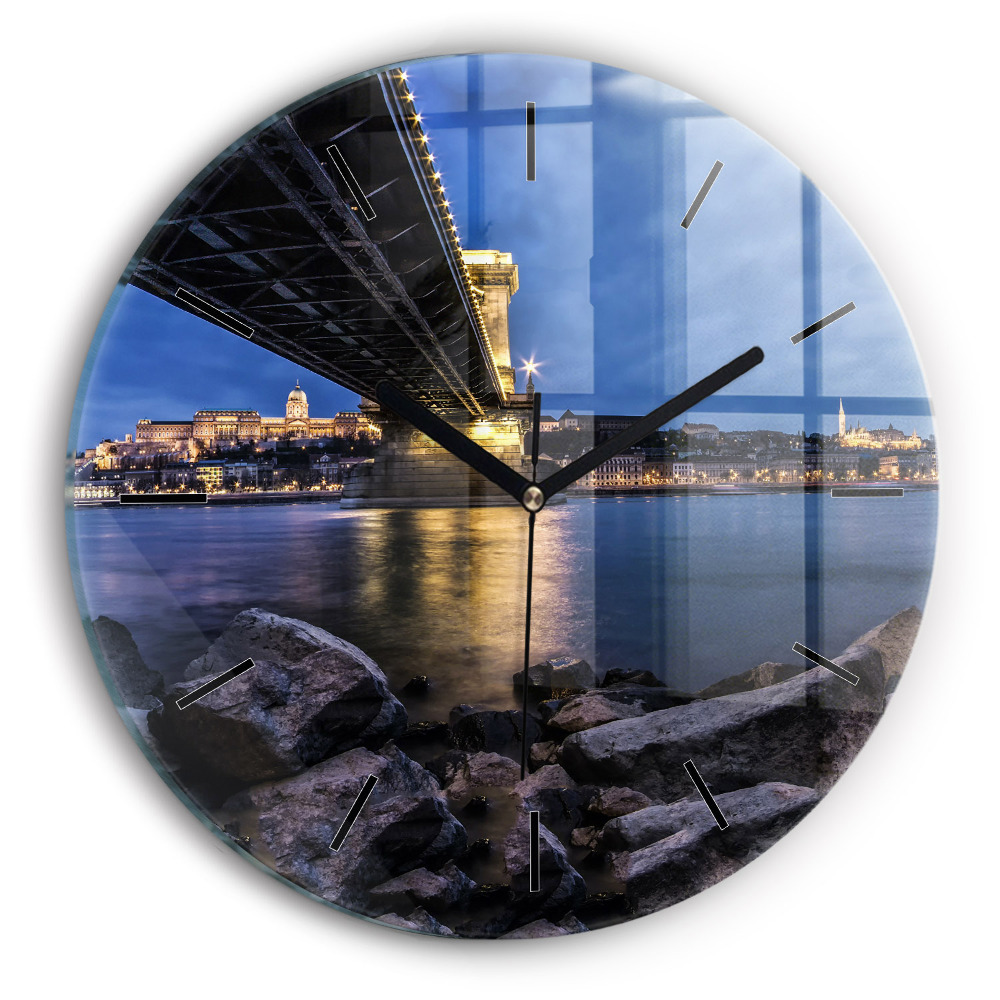 Rivage rocheux sous le pont Horloge ronde