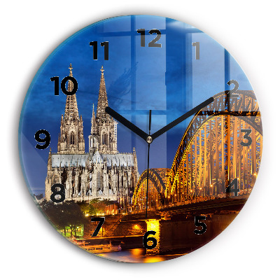 Horloge ronde murale Pont en Allemagne