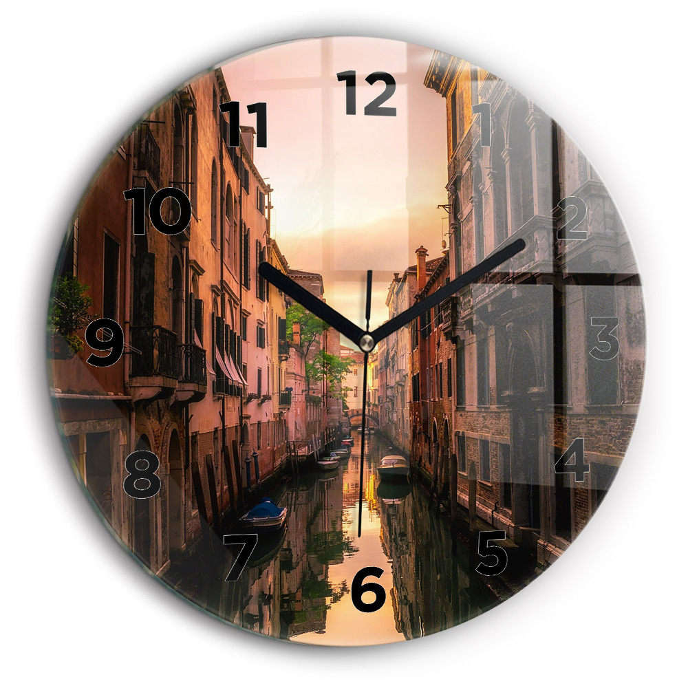 Vue du canal dans la ville Horloge ronde murale 60 cm