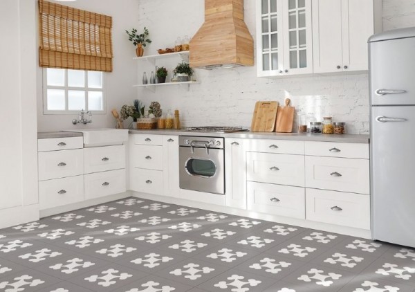 Dalles de vinyle autocollantes - comment et où les installer ?